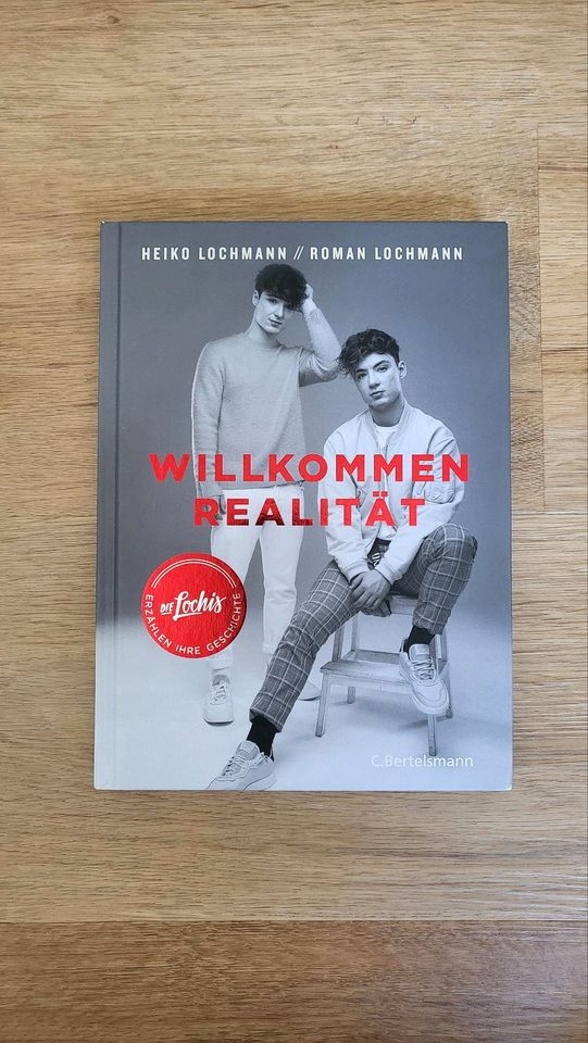 Die Lochis Buch "Willkommen Realität" in Hannover