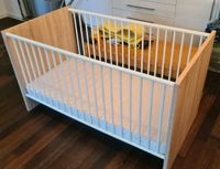 Babybett/ Kinderbett höhenverstellbar, Inklusive Matratze Nordrhein-Westfalen - Bergisch Gladbach Vorschau