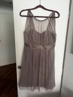 Kurzes Abendkleid Zero Größe 38 Taupe München - Bogenhausen Vorschau