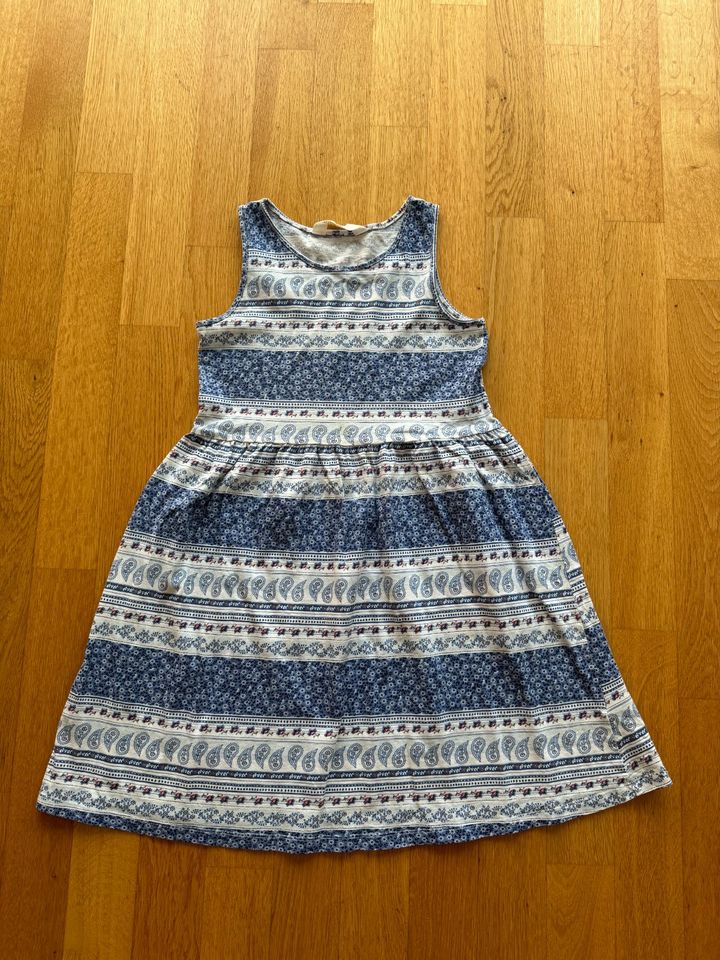 Mädchen Kleid Sommerkleid Trägerkleid blau Gr. 134/140 in Düsseldorf