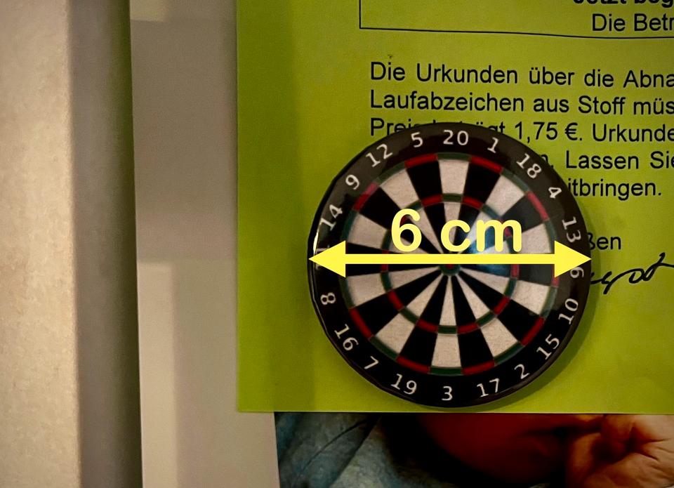 Dartscheibe oder 180 UP Zielwasser-Pilz -  Flaschenöffner Magnet in Malente