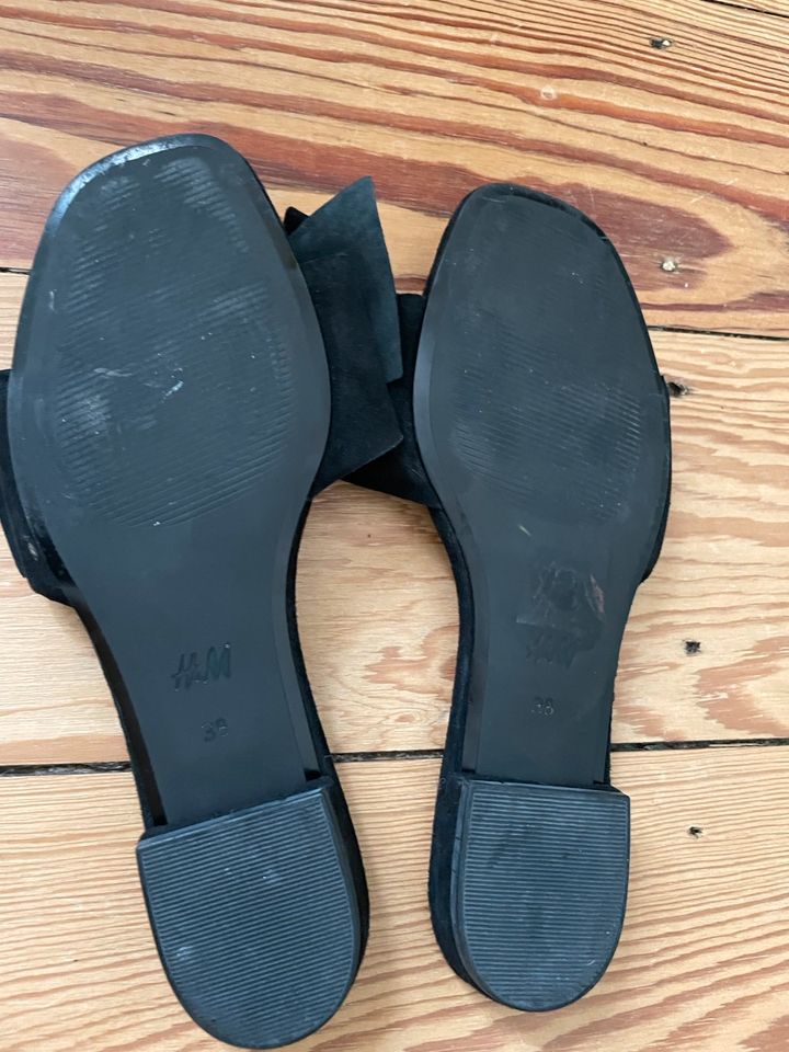 Sandalen H&M Leder Wildleder 38 schwarz in Hamburg