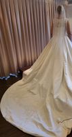 Brautkleid neu 44 46 ivory lange Schleppe weiter Rock Prinzessin Schleswig-Holstein - Rendsburg Vorschau