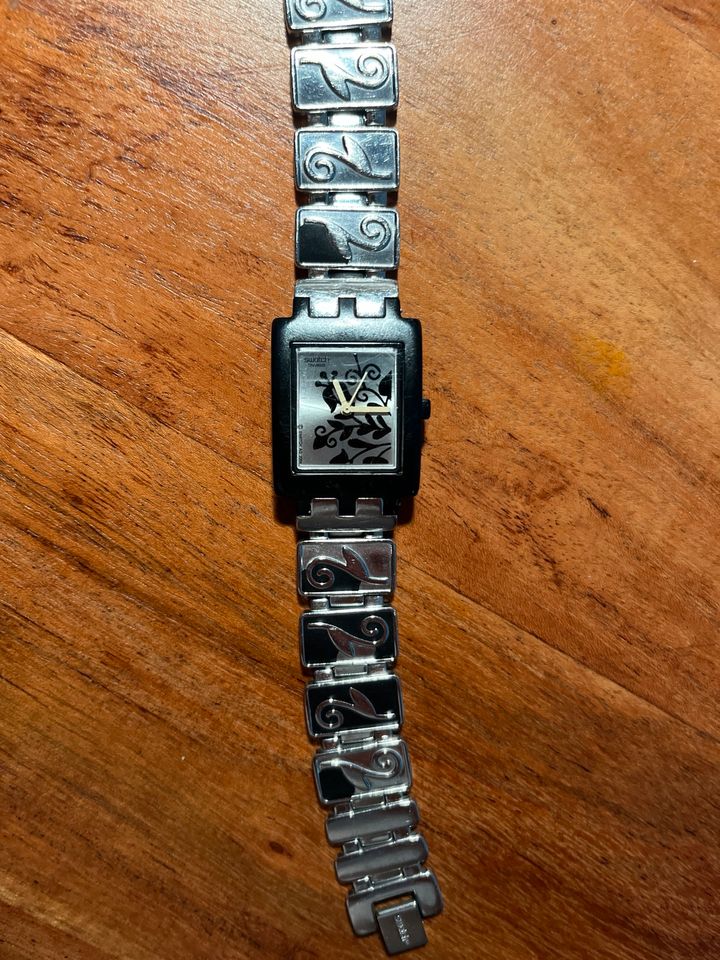 Armbanduhr von Swatch in München