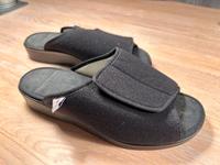 Varomed Ibiza Verbandschuh - Gr. 43 - Hausschuh Kiel - Hassee-Vieburg Vorschau