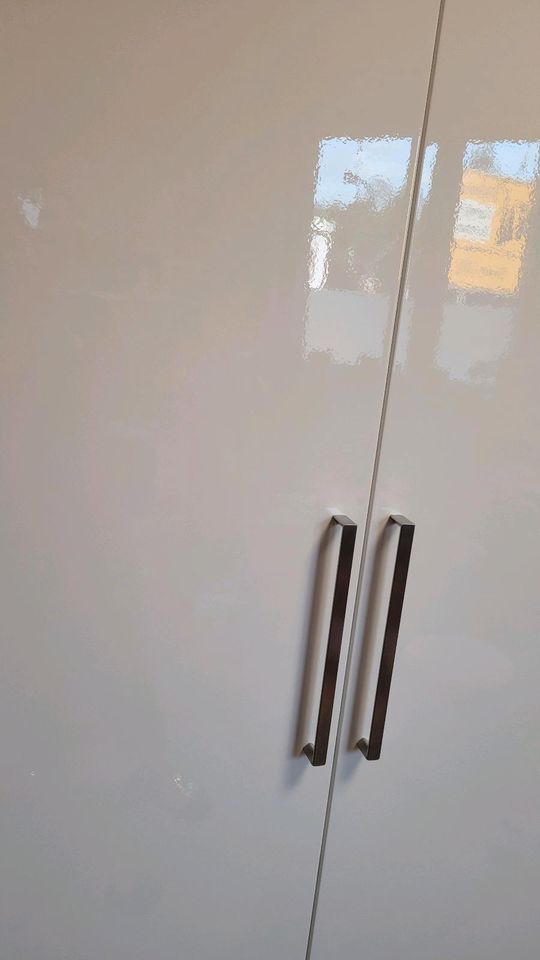 Ikea FARDAL Hochglanz weiß Türen 3 Stück 50x229cm mit Griffe in Oberhausen
