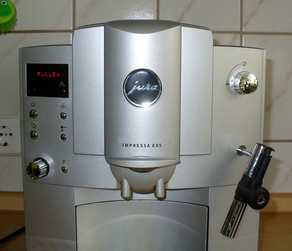 Jura Kaffeemaschine   Modell Impressa E85  funktionstüchtig in Aalen