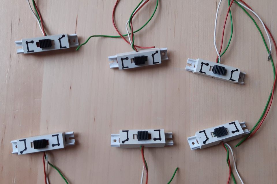 Konvolut sehr viele analoge Fleischmann Stellpult Teile gebraucht in Aitrang