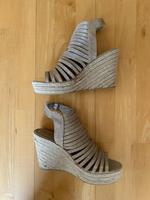 S.Oliver Sandalen / Sandaletten /Wedges, creme Größe 40 / NEU! Baden-Württemberg - Wiernsheim Vorschau