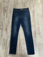 Levís Damenjeans Gr. 28 Shaping Skinny 311 Top Zustand Bayern - Karlstein Vorschau