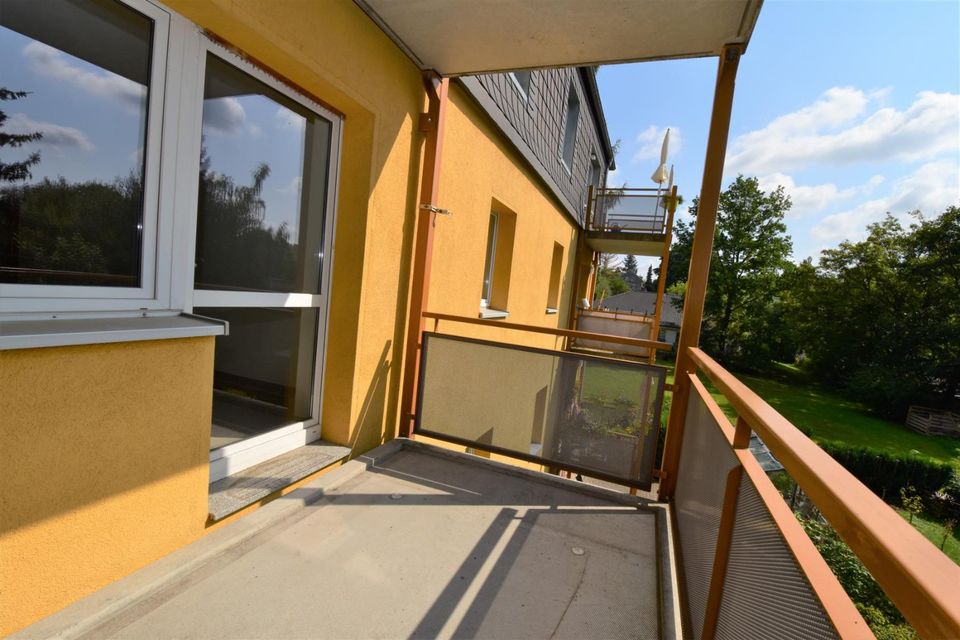 2 Zimmer Mietwohnung, 2-Raum-Wohnung, Balkon, ruhige Lage, keine Kaution in Hohenstein-Ernstthal