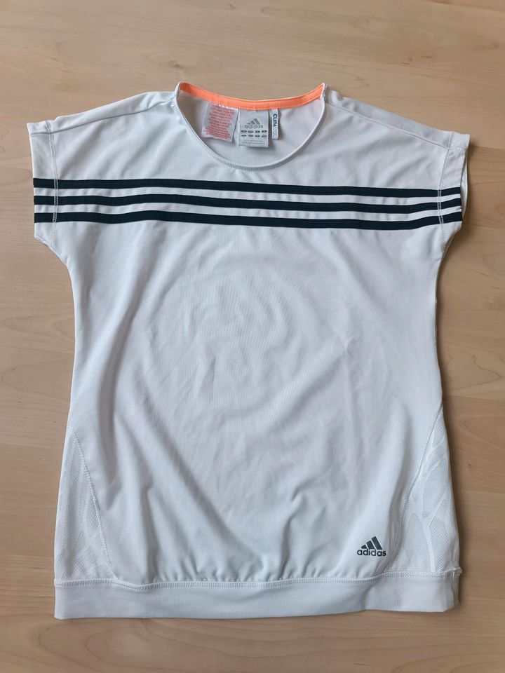 Adidas climacool Funktionsshirt 9-10 ca. 140/152 in Gundelsheim