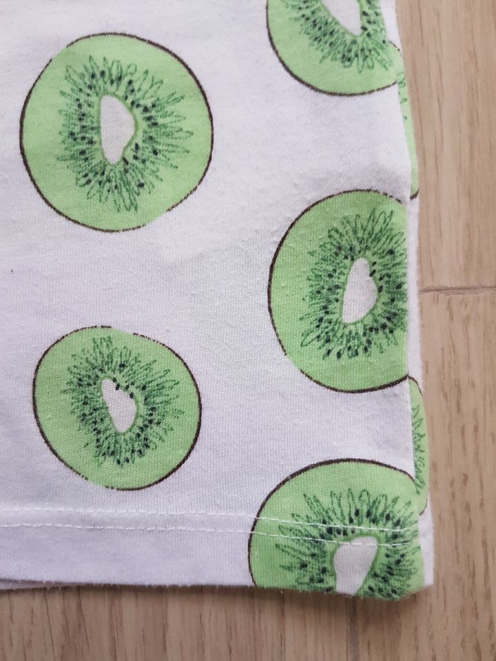 Kiwi-Top / Top mit Kiwi-Muster / Obst/Früchte weiß/grün (XS/34) in Hannover