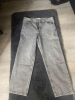 4 Baggy Jeans Hosen GR 44 Nordrhein-Westfalen - Leverkusen Vorschau