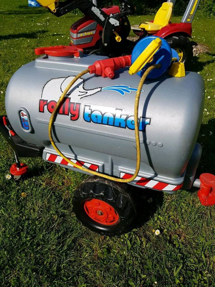 Kinder Traktor Rolly Toys mit 2 Anhängern in Lübeck
