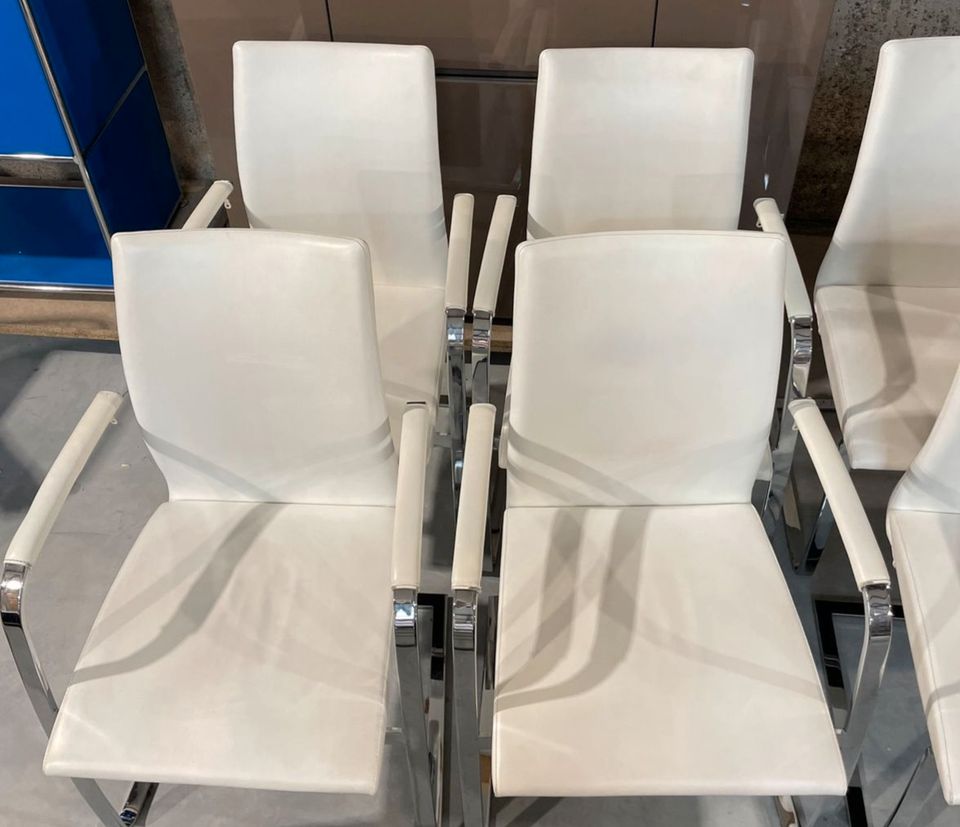 6 Stück Tonon Esszimmerstühle Stühle Freischwinger weiß/chrom in Troisdorf