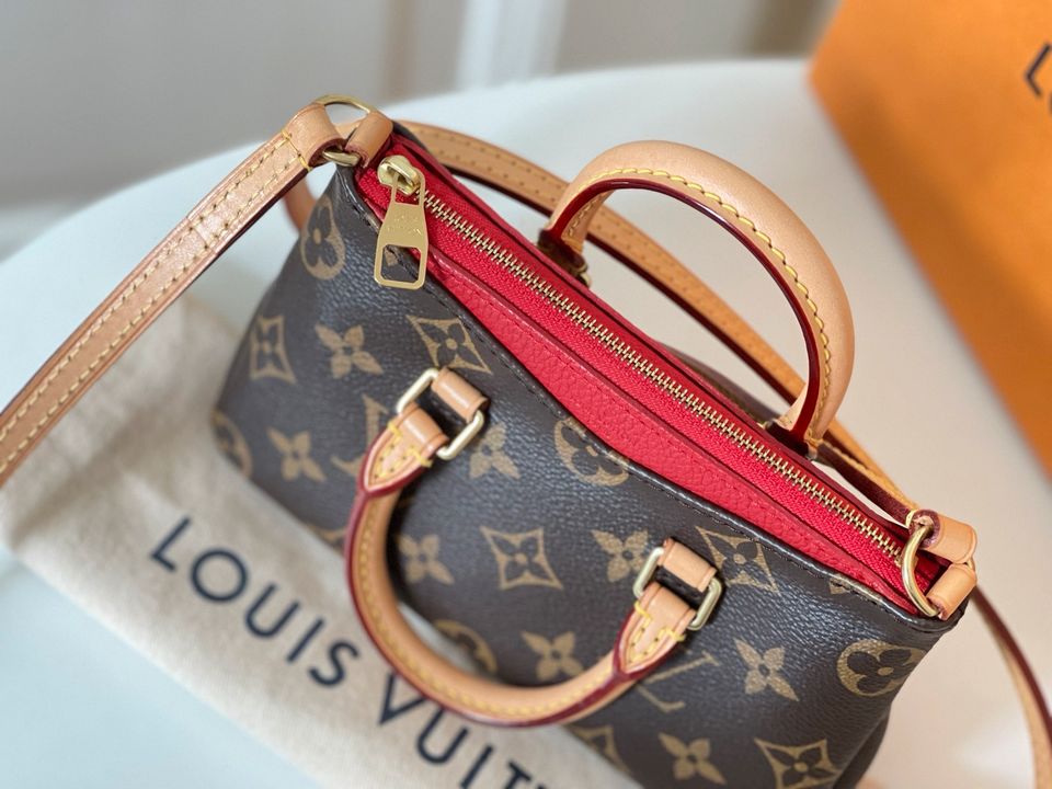 LOUIS VUITTON Nano Pallas Monogram Canvas Cerise Rot in Gießen