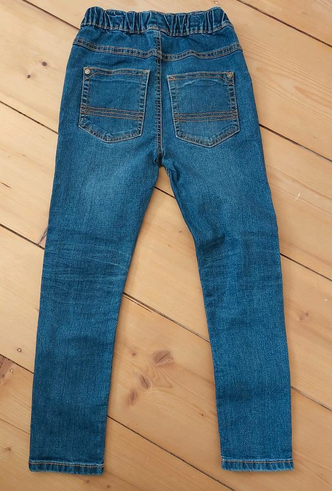 Jeans Yigga Gr. 140 in Frammersbach