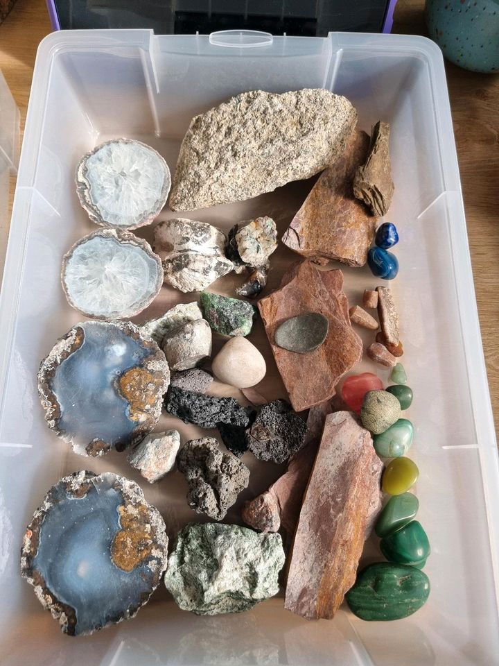 Edelsteine Mineralien Konvolut Set in Varel
