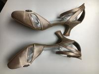 Sling Pumps, creme, Gr. 42 Sachsen-Anhalt - Wust Vorschau