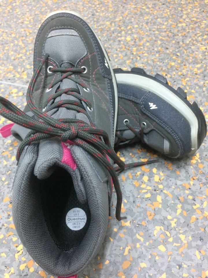 Wanderschuhe Gr. 35, grau/pink, Decathlon, wasserd. in Bochum