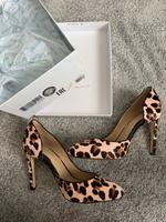 Leder Pumps von Guess Nordrhein-Westfalen - Hattingen Vorschau