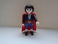 playmobil - Dracula, Geist, Vampir mit rotem Mantel Schleswig-Holstein - Hemdingen Vorschau