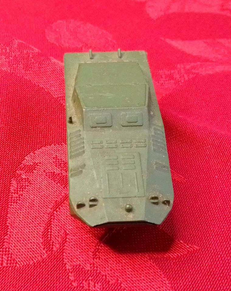 ESPEWE Schützenpanzerwagen 40P (31) Zinkguss DDR Modellauto NVA in Leipzig