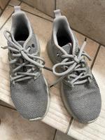 Schuhe Adidas UK 4 Bayern - Bad Abbach Vorschau