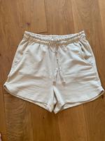 Only Shorts Gr. S beige top Zustand! Hessen - Waldkappel Vorschau