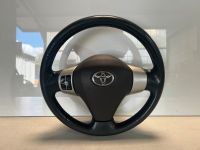 Lenkrad Toyota Yaris Lederlenkrad Multifunktionslenkrad 2005-11 Nordrhein-Westfalen - Wilnsdorf Vorschau