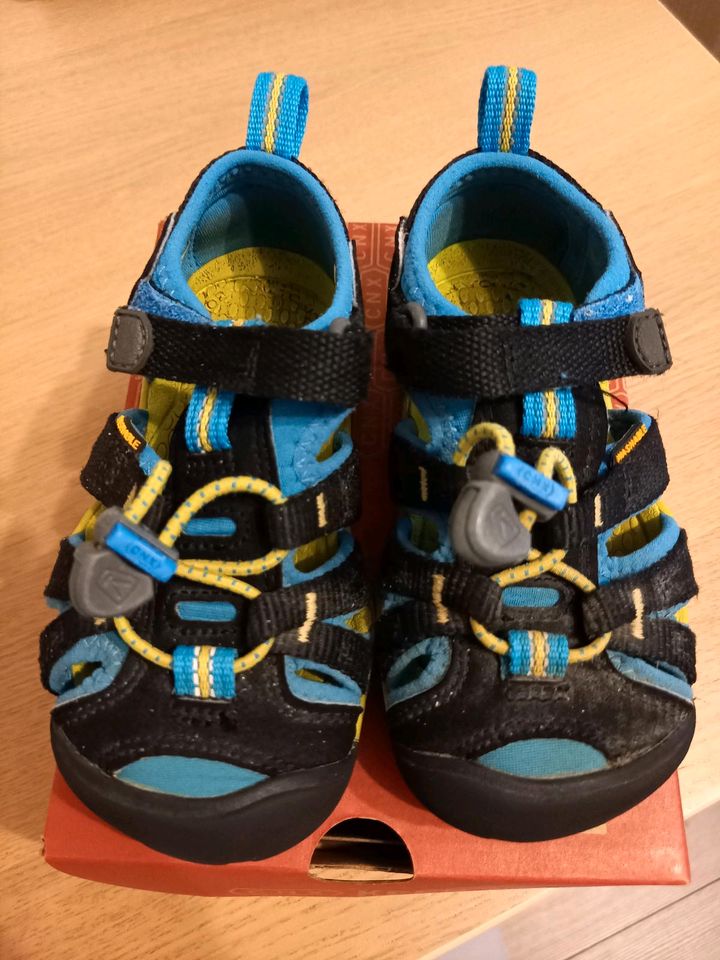 Keen Sandalen Gr. 25/26 in Schleswig-Holstein - Kollmar | Gebrauchte  Kinderschuhe Größe 25 kaufen | eBay Kleinanzeigen ist jetzt Kleinanzeigen