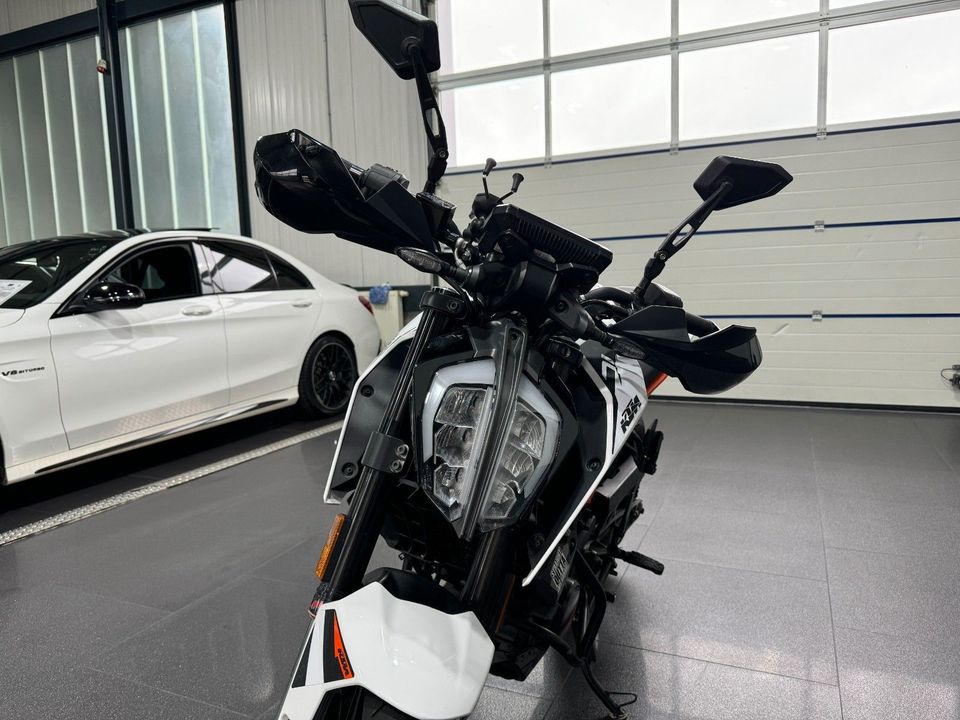 KTM KTM 125 DUKE | TOP ZUSTAND | 1. HAND in Spaichingen