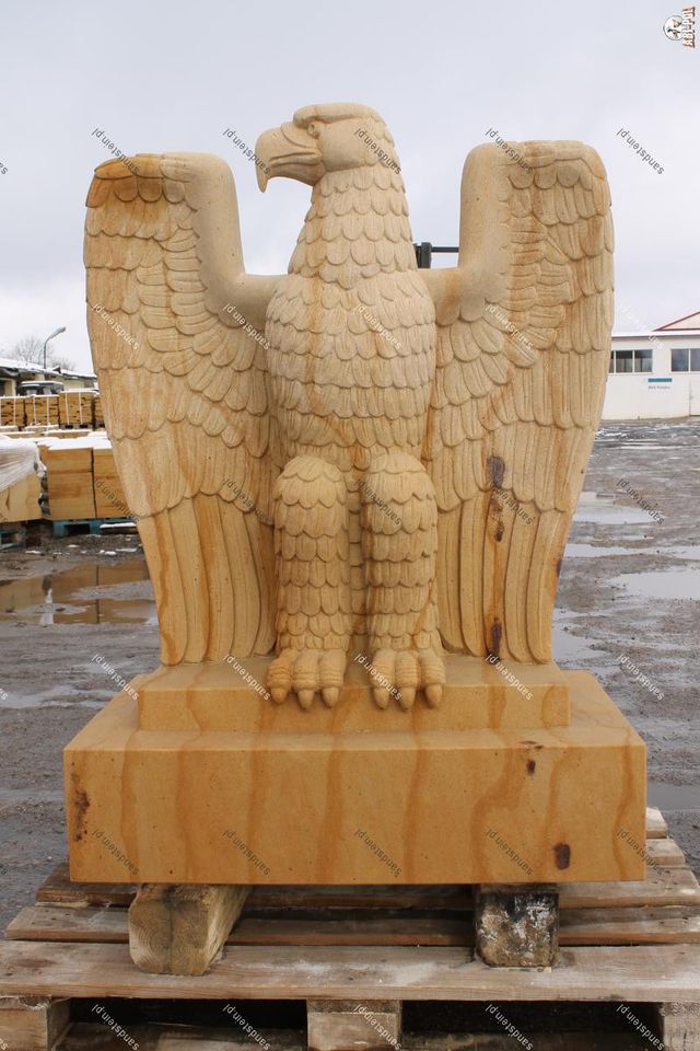 Adler aus Sandstein , Skulpturen ,Garten-decko beste Qualität in Görlitz