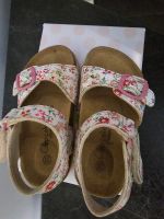 Blümchen Sandalen Kinder mit Riemen Nordrhein-Westfalen - Gladbeck Vorschau