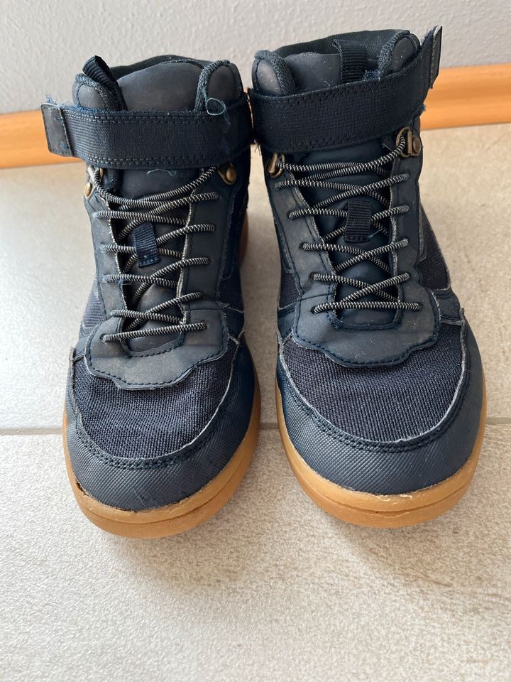 H+M Sneaker, waterproof, leicht gefüttert, Gr. 36, dunkelblau in Haldenwang i. Allgäu