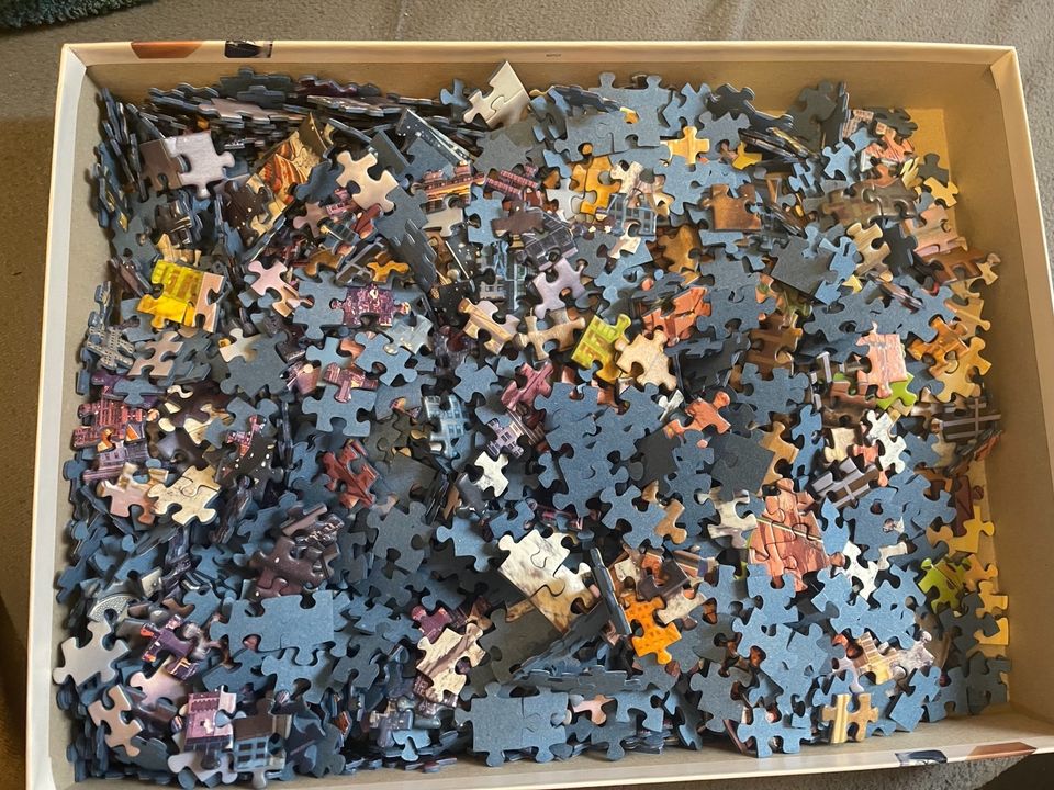 Verschieden Ravensburger Puzzle in Wilhelmshaven