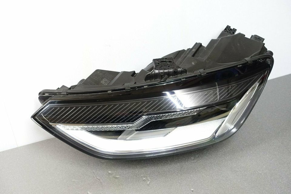 Scheinwerfer LED Audi A4 Typ 8W links ab 19 |  8W0941011 komplett in Koblenz