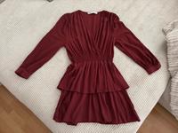 Süßes Kleid mit Volants in Bordeaux von Zara Saarland - Eppelborn Vorschau
