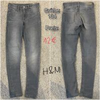 graue H&M super skinny Jeans Gr.134 Kinderkleidung Mädchen Niedersachsen - Schladen Vorschau