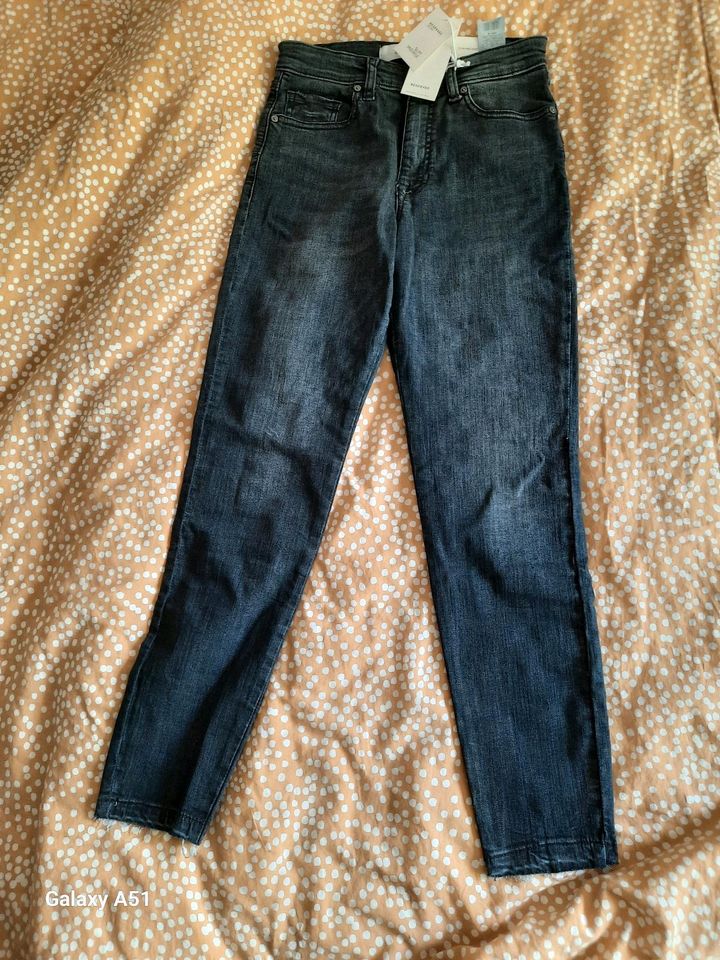 Jeans Reserved in Jena