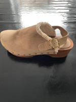 Zara Clogs Neu 40 echtes Leder Nordrhein-Westfalen - Wegberg Vorschau
