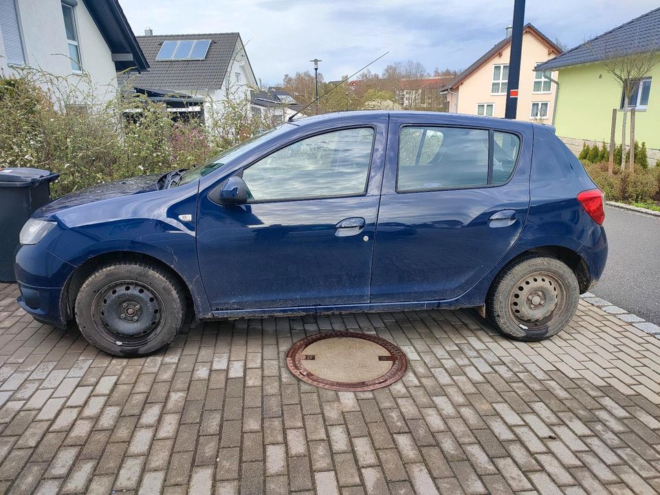 Dacia Sandero II-1,5 dci, EZ 01/2014 in Riedlingen