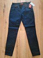 GUESS Hose Gr. 31 (XS) Neu-originalverpackt Sachsen - Mittweida Vorschau