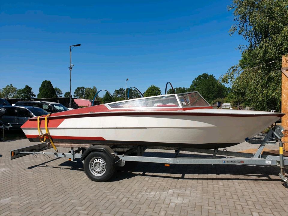 DDR Klassiker H4 Bastler  Holzboot GFK Sportboot Hohmann in Oranienburg