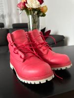 Timberland Boots Korallenfarbe Stuttgart - Zuffenhausen Vorschau