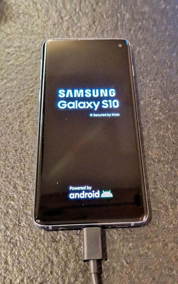 Samsung Galaxy S10 Duos Blue Top Zustand in Saarbrücken