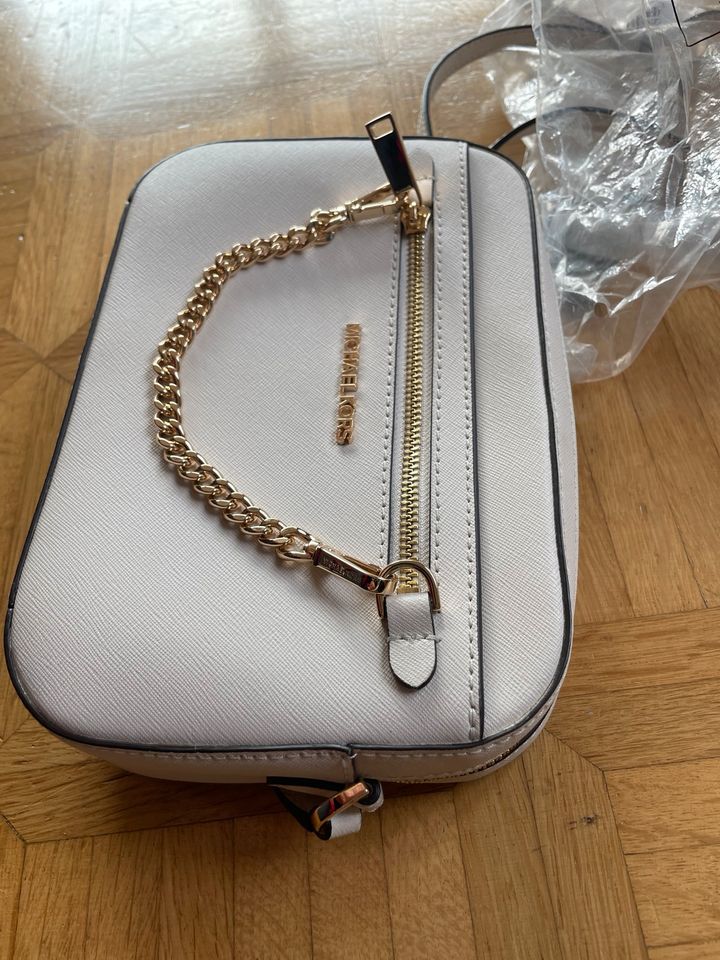 Michael Kors Tasche NEU LEDER Umhängetasche bag in Würzburg