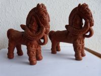 Indien, zwei kleine Keramik-Pferde Nordrhein-Westfalen - Jülich Vorschau