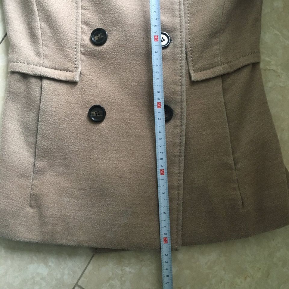 Damen H&M Jacke Mantel Größe S 36 braun beige in Königsbrunn